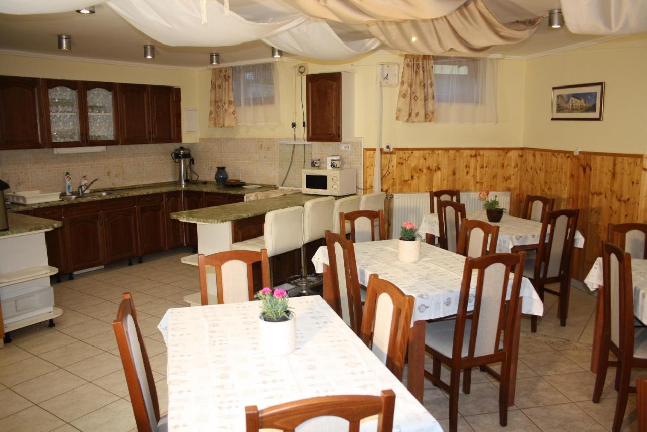 Harmonia Apartmanhaz Гайдусобосло Екстер'єр фото